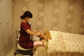 5 Key Tactics The Pros Use For Busan Station Massage Service
